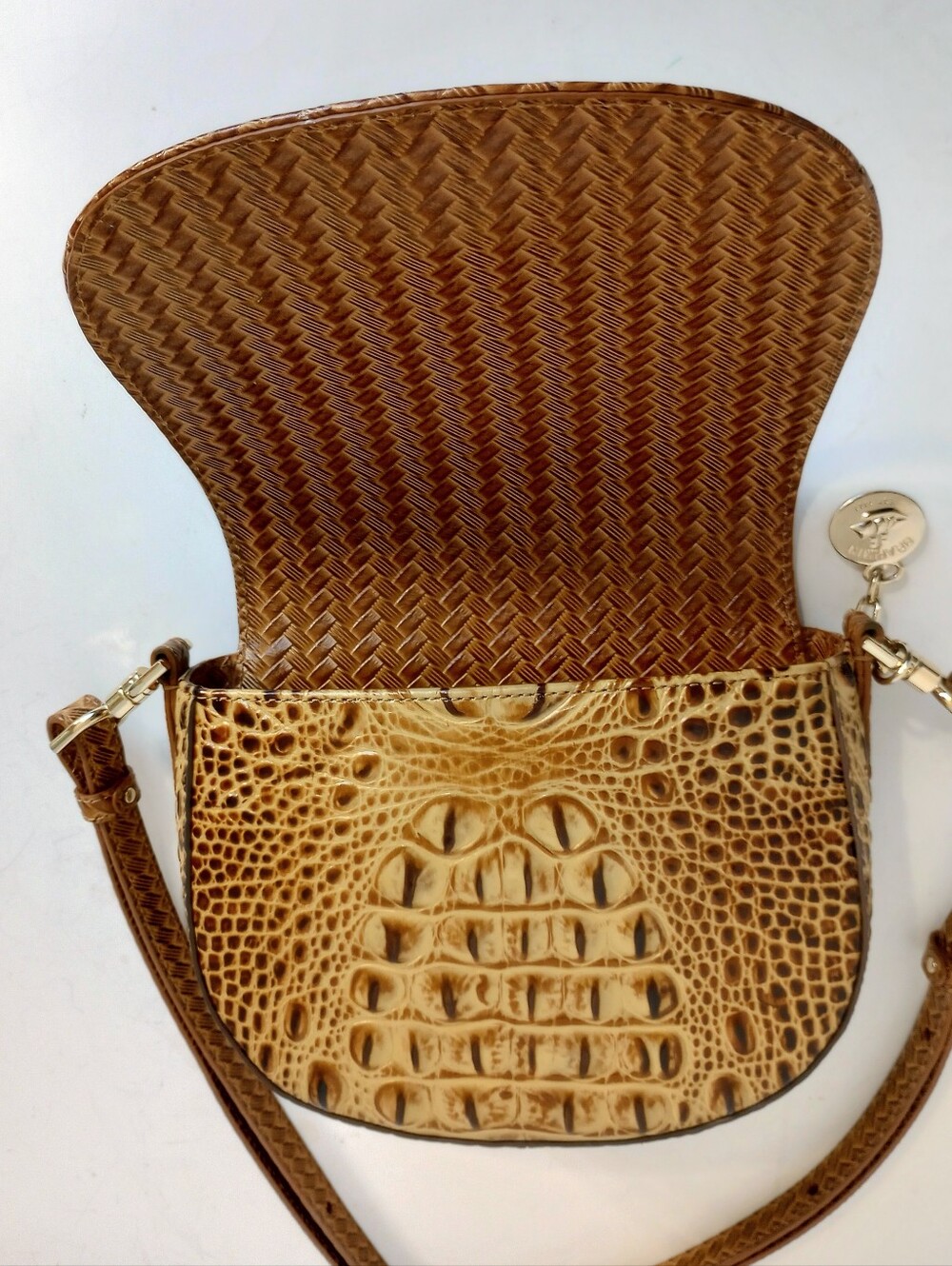 SOLD Brahmin Taber Collection Briar Crossbody In Coconut Milk - Picture 11 of 14